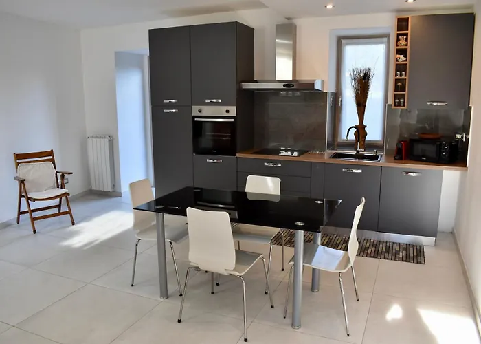 Cheryl By My Place Malpensa Apartman